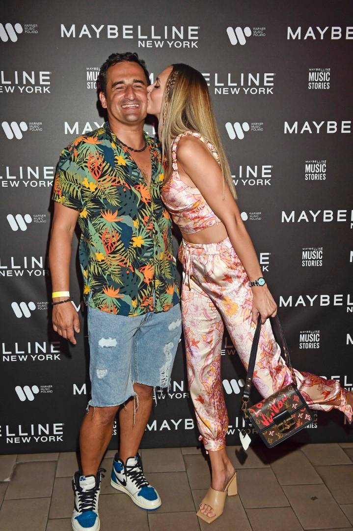 Maybelline New York Stories: Marcela Leszczak i Misiek Koterski nie szczędzą sobie czułości, Sylwia Madeńska wygina ciało, drapieżna Andziaks