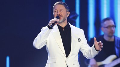 To wstydliwy kłopot Andrzeja Piasecznego. Wokalista walczy z tym od lat