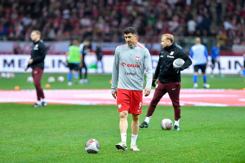 Mecz Polska – Estonia. Wojciech Modest Amaro i Agnieszka Amaro, Anna Lewandowska z rodziną…