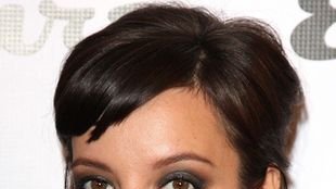 Lily Allen chwali się swoim brzuszkiem (FOTO)