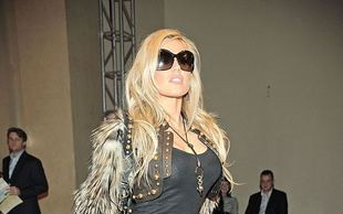 Kazik Staszewski pojechał po Dodzie