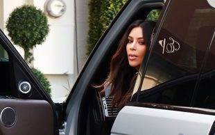 Kim Kardashian przed gabinetem pielęgnacji laserowej (FOTO)