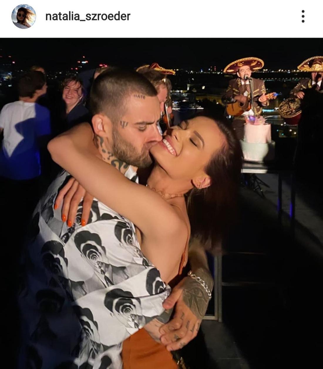 Natalia Szroeder w objęciach Quebonafide