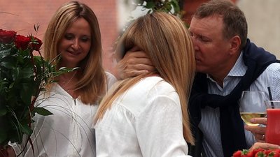 Kurscy obchodzą rocznicę ślubu w Krakowie (ZDJĘCIA)