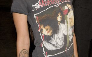 Megan Fox nago przez cały film