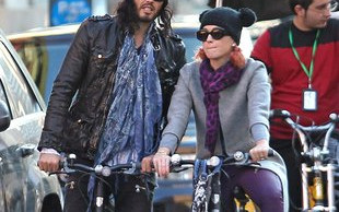 Russel Brand i Katy Perry rozstali się z powodu narkotyków?
