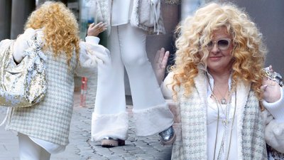 Magda Gessler jak Śnieżynka w dzwonach, ze świeżo zakręconym włosem (ZDJĘCIA)