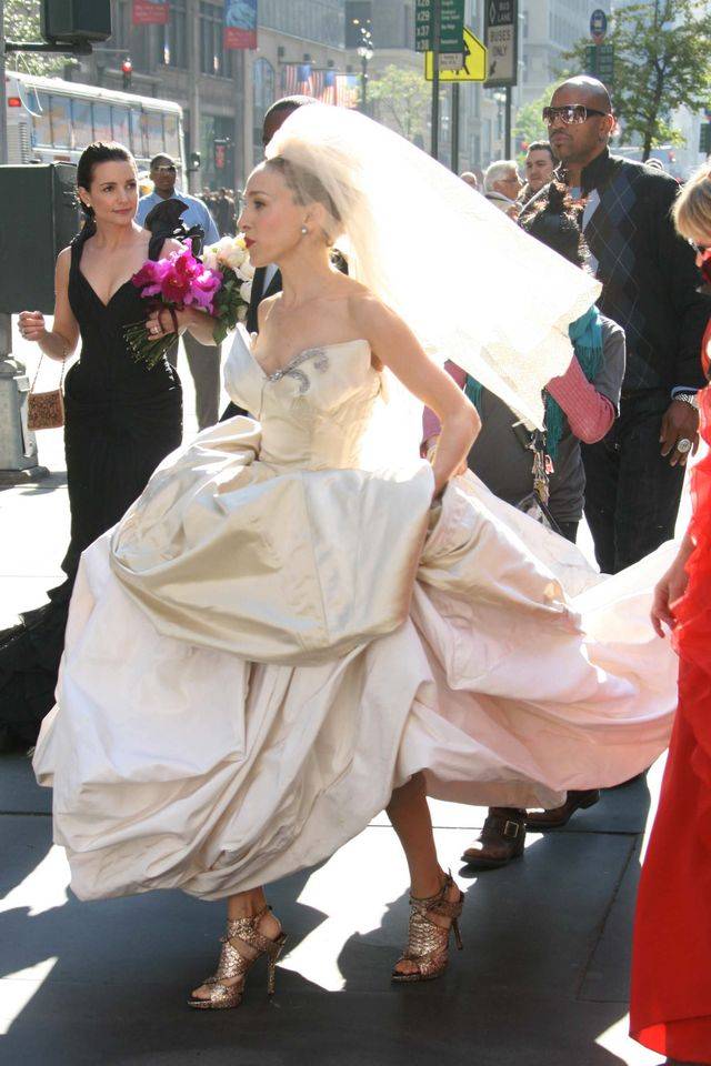 Najlepsze stroje Carrie Bradshaw z Seksu w wielkim mieście