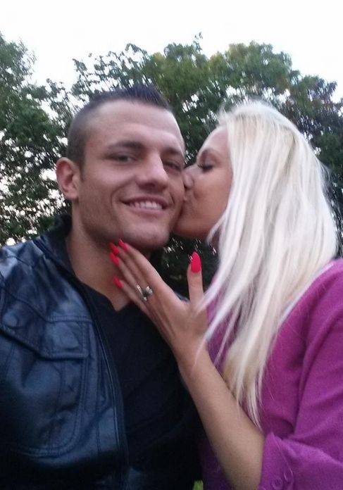 Eliza z Warsaw Shore na FB