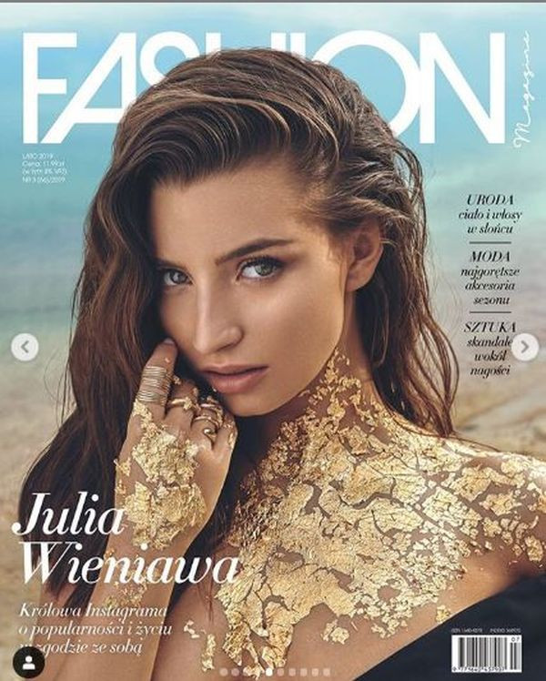 Na okładce Fashion Magazine