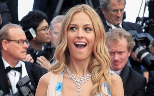 OMG! Czy ona widziała się w lustrze?! (FOTO)