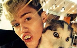 Miley Cyrus nie taka oryginalna jak o niej mówią? (FOTO)