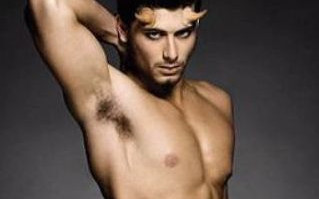 Jesus Luz podpisał kontrakt z Warner Bros.