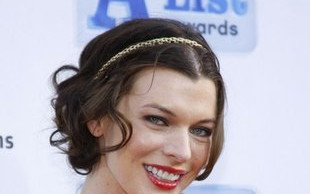 Milla Jovovich przylatuje do Polski