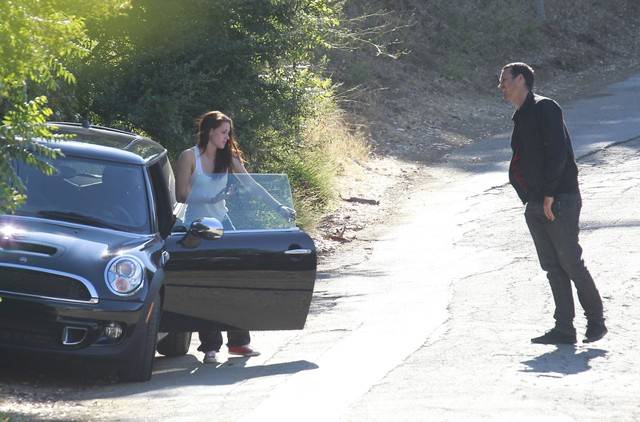 Kristen Stewart zdradza Roberta Pattinsona – zdjęcia