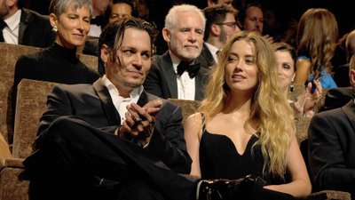 Amber Heard zgasiła papierosa na twarzy Deppa, a także odcięła mu opuszek palca?