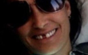 Demi Moore bez zęba  (FOTO)