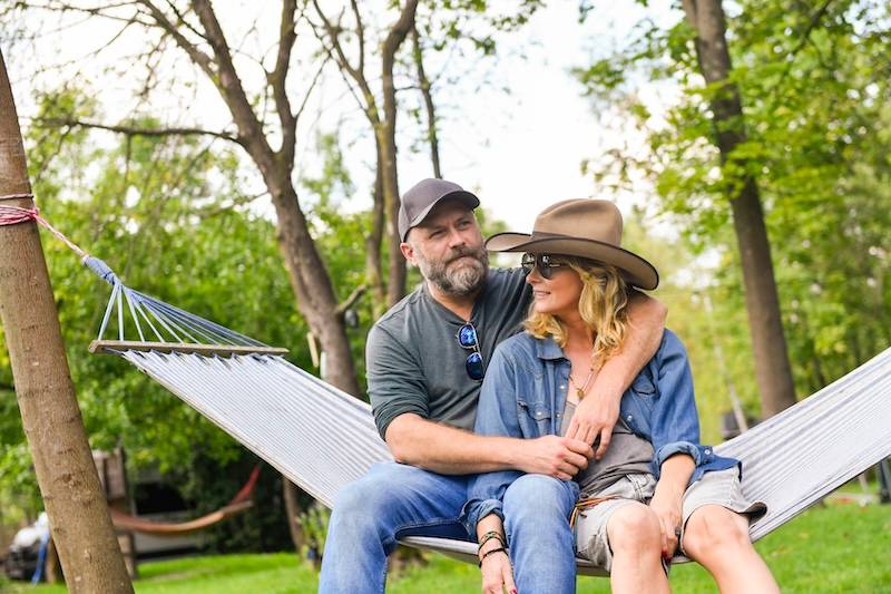 21 lat razem, bez obrączek, dzieci bez szkoły… Oto historia miłosna Ilony Wrońskiej i Leszka Lichoty