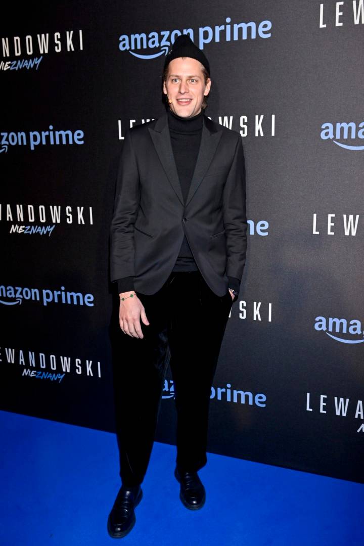 Premiera “Lewandowski nieznany”: Robert Lewandowski z żoną, mamą i siostrą, Zofia Zborowska, Małgorzata Rozenek