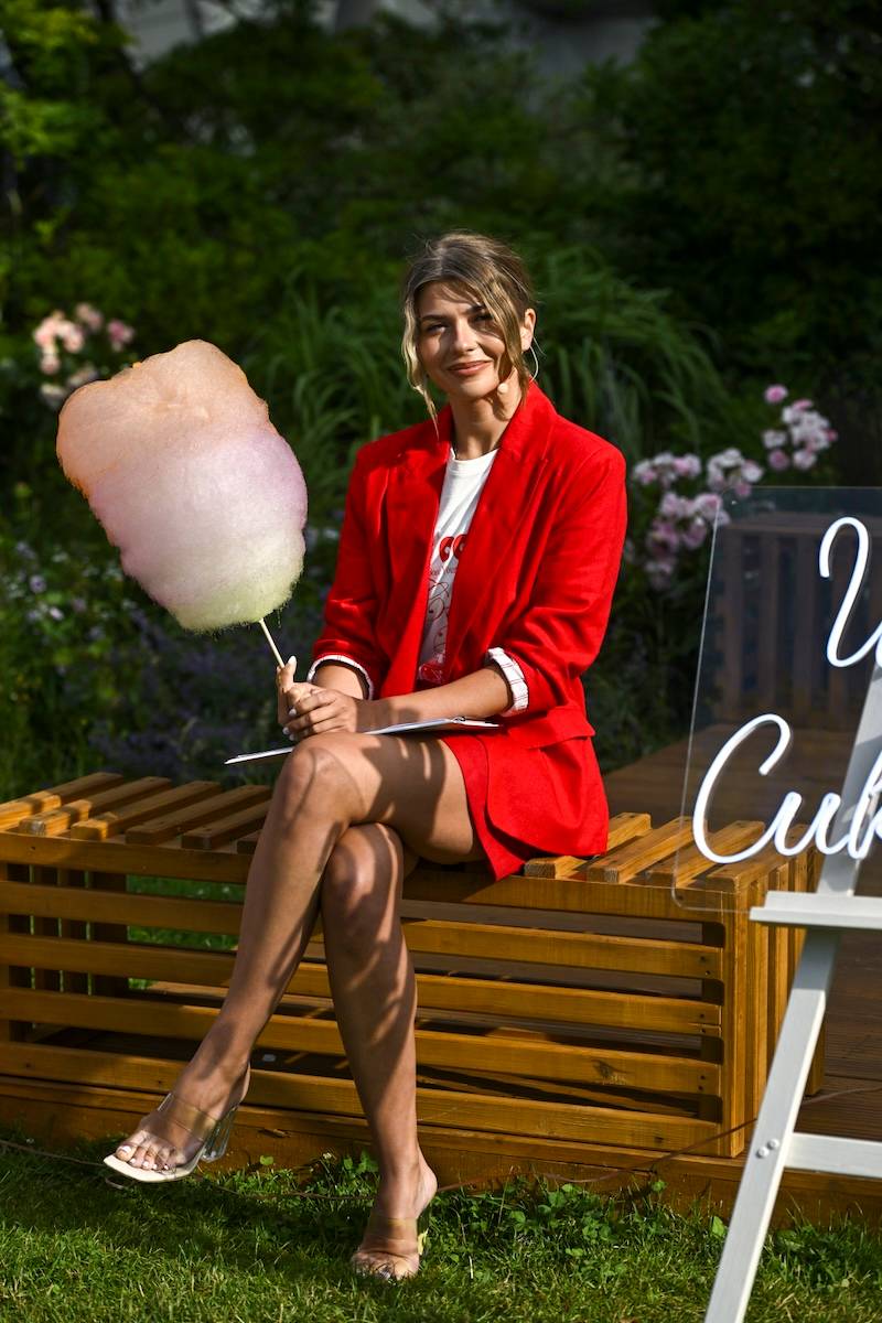 Goście “Pytania na Śniadanie”: Wystrojona Agnieszka Dziekan, Joanna Jarmołowicz w zaskakującej fryzurze