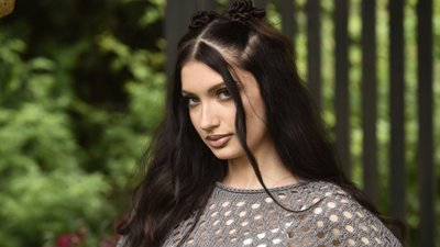 Viki Gabor ponownie przeszła metamorfozę? Pojawiła się w bardzo SKROMNEJ stylizacji! (FOTO)