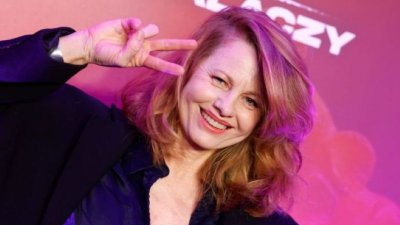 63-letnia gwiazda zaświeciła bielizną na czerwonym dywanie. Skradła całe show