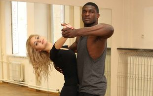 Izu Ugonoh trenuje z Hanną Żudziewicz do Tańca z gwiazdami