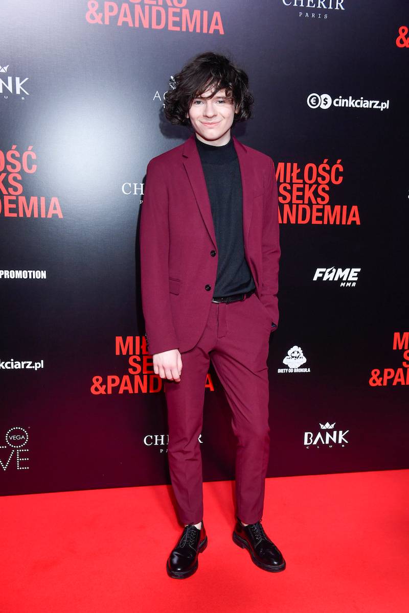 Premiera filmu “Miłość, seks & pandemia”. Anna Mucha z partnerem, Małgorzata Rozenek z Radkiem