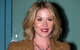 Christina Applegate pali po mastektomii!