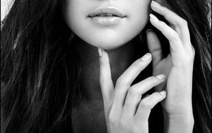 Selena Gomez kontra Kylie Jenner – pojedynek na dzióbki