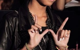 Willow Smith z kolczykiem w języku (FOTO)