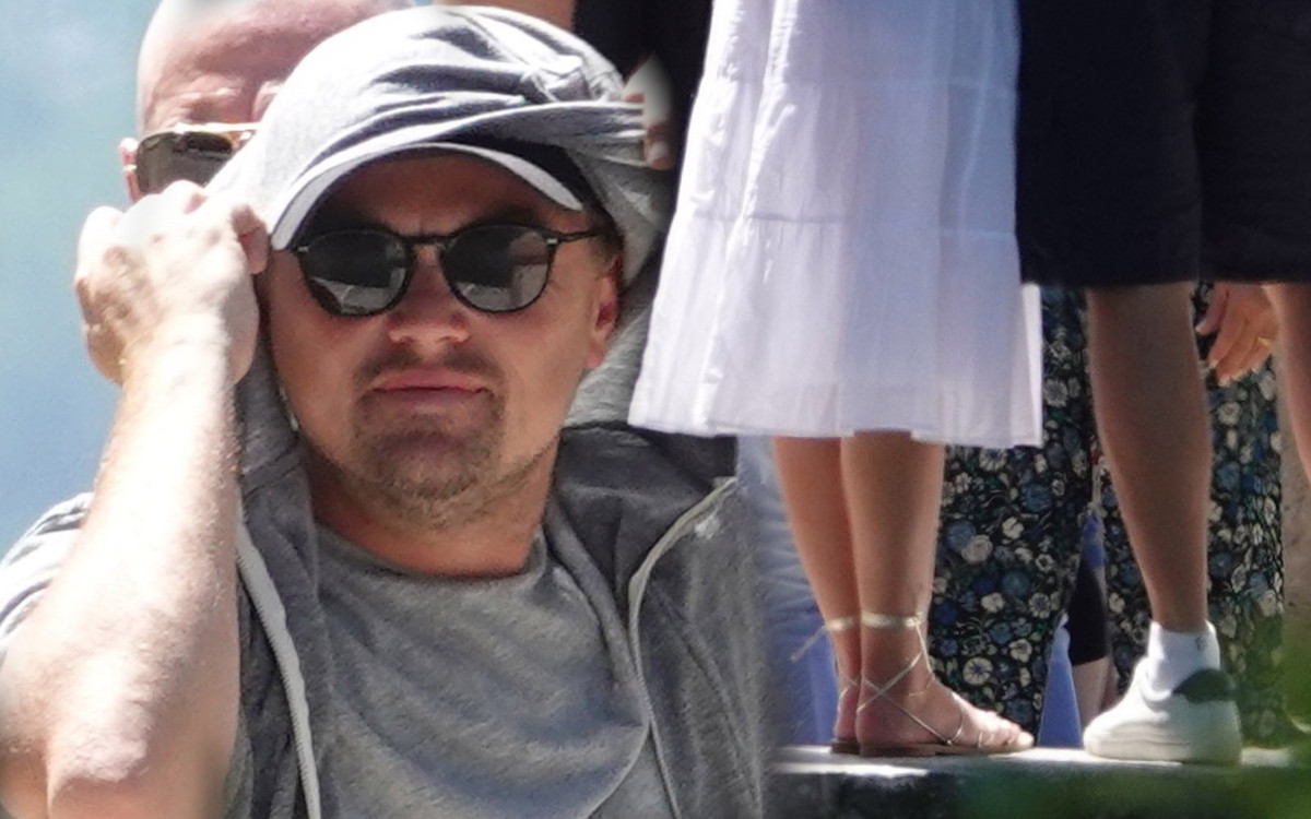 Leonardo DiCaprio na wakacjach. Jak każdy chłopak instagramerki, stał i robił dziewczynie zdjęcia