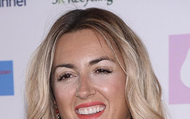 Będziesz w szoku, gdy zobaczysz, jak wygląda Karolina Szostak w spodniach (FOTO)