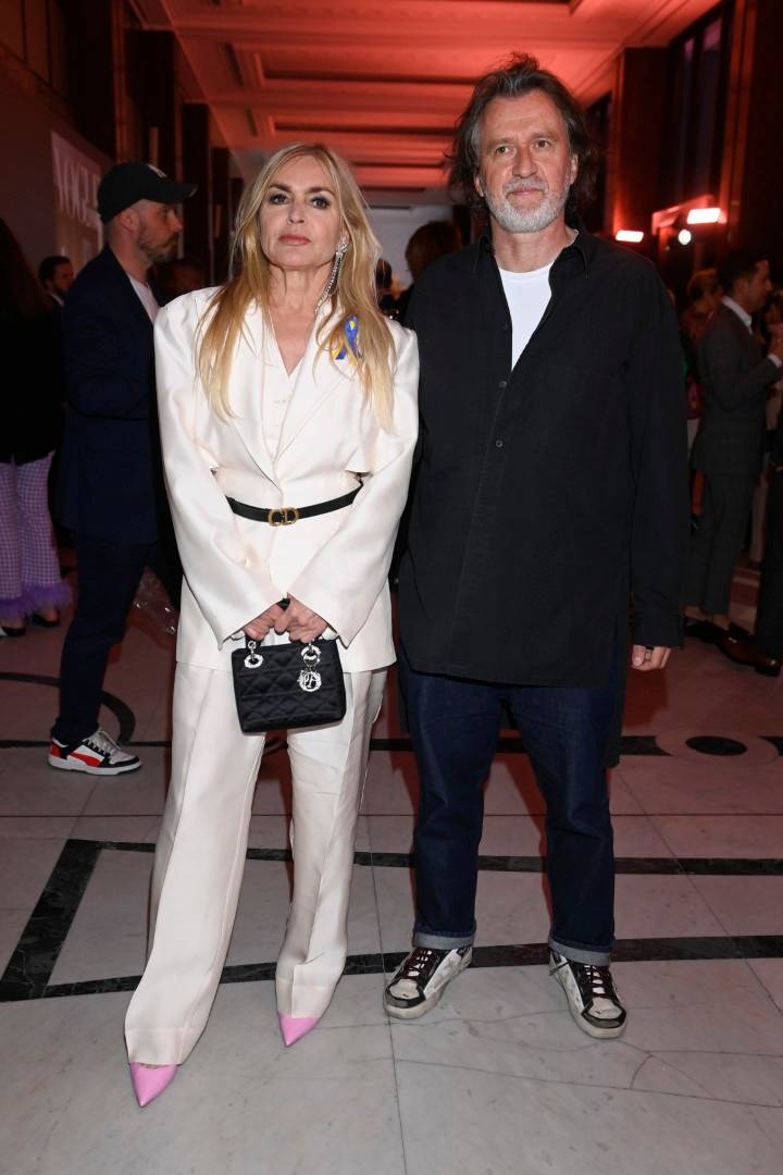 Gwiazdy na premierze “Vogue Polska Living”! Katarzyna Sokołowska ukryła ciążowy brzuszek bufiastą sukienką, a Lara Gessler wyeksponowała swój!