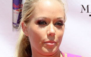 Kendra Wilkinson: Byłam bardzo dobrą osobą tańcząc na rurze