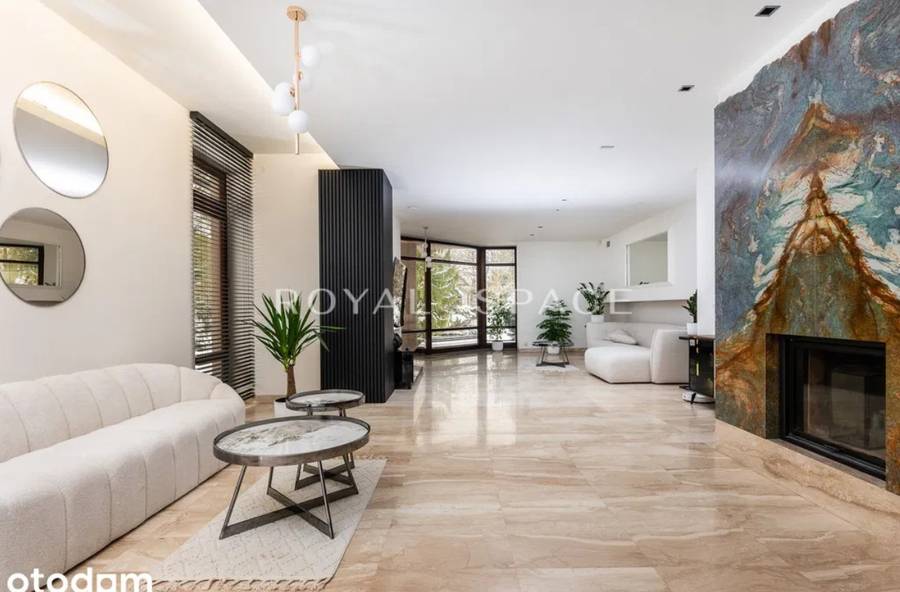 Dom Sylwii Peretti wystawiony na sprzedaż