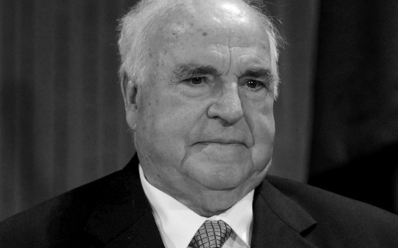 Zmarł Helmut Kohl, były kanclerz Niemiec, to on pomógł w karierze Angeli Merkel