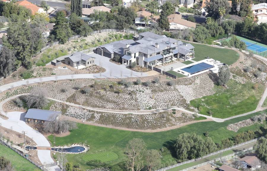 TYLKO U NAS: OTO posiadłość Kylie Jenner w Hidden Hills