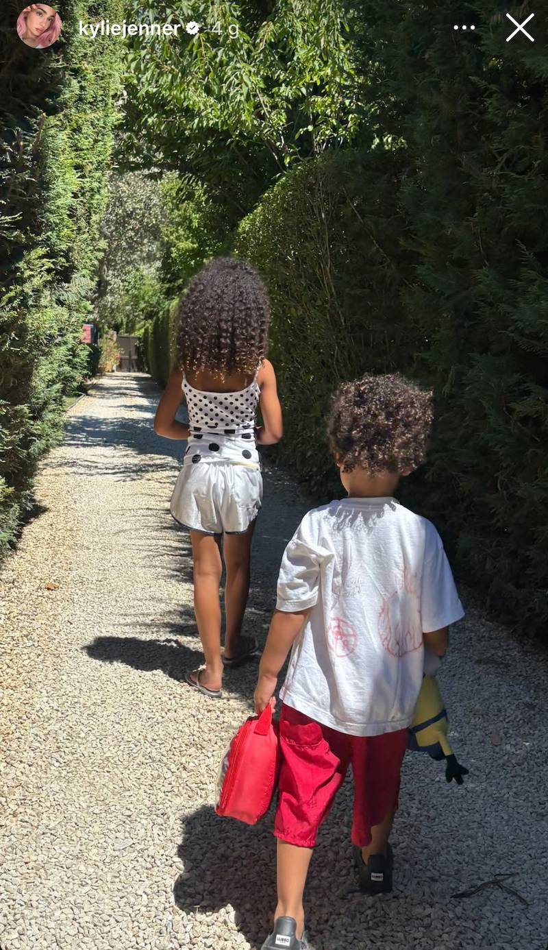 Kylie Jenner na rodzinnych wakacjach we Włoszech! Pokazała prywatne ujęcia dzieci (FOTO)