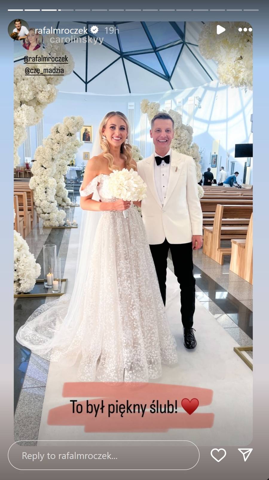 Tak wyglądał ślub Rafała Mroczka! Nowe zdjęcia z ceremonii, która miała być tajemnicą (FOTO)