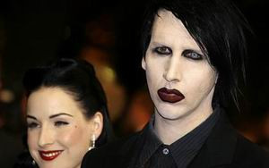 Manson się rozwodzi!