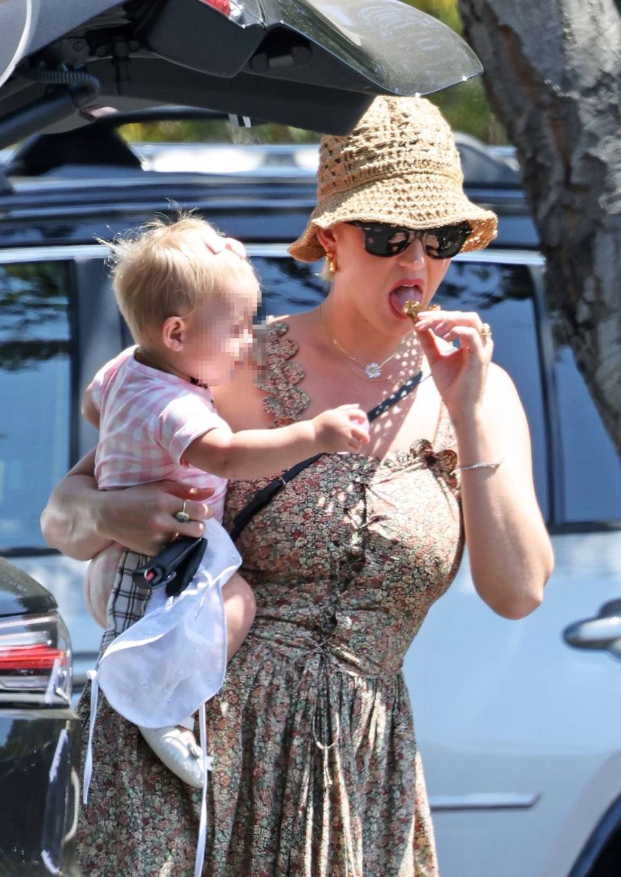 Katy Perry świętuje pierwsze urodziny córeczki w nietypowym miejscu (ZDJĘCIA)