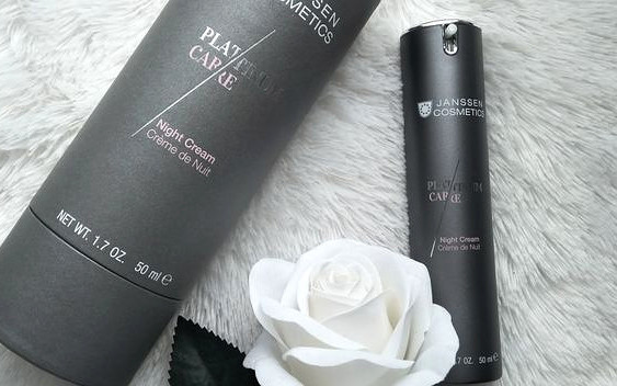 Poczułam się jak gwiazda – recenzja Night Cream z serii Platinum Care