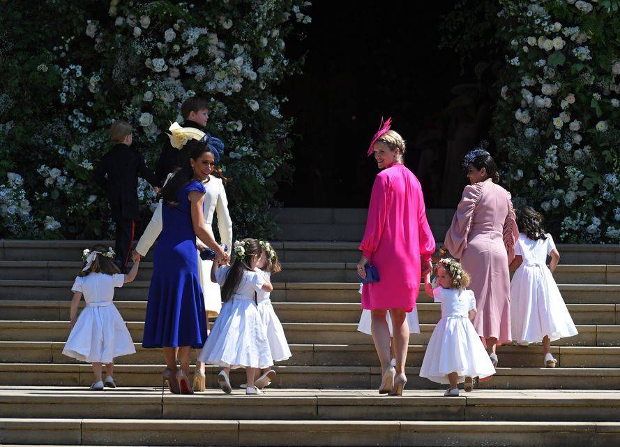 Wygibasy księżniczki Charlotte skradły uroczystość zaślubin Meghan i księcia Harry’ego