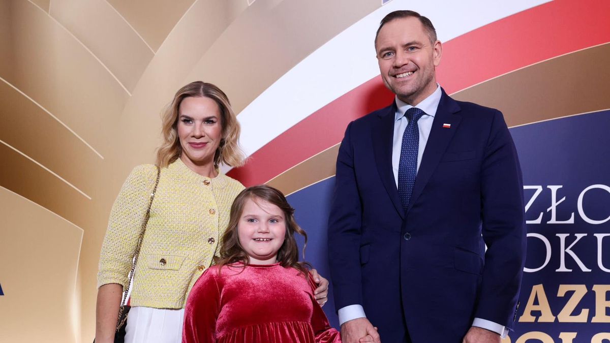 Karol Nawrocki, Marta Nawrocka z córką, for. Facebook