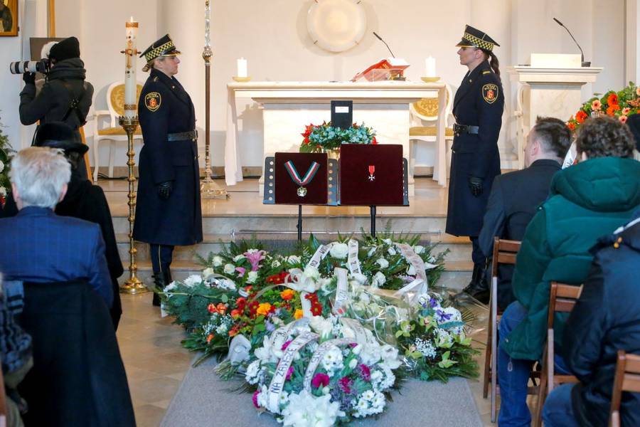 Pogrzeb Wojciecha Trzcińskiego. Plejada gwiazd pożegnała słynnego muzyka! (FOTO)