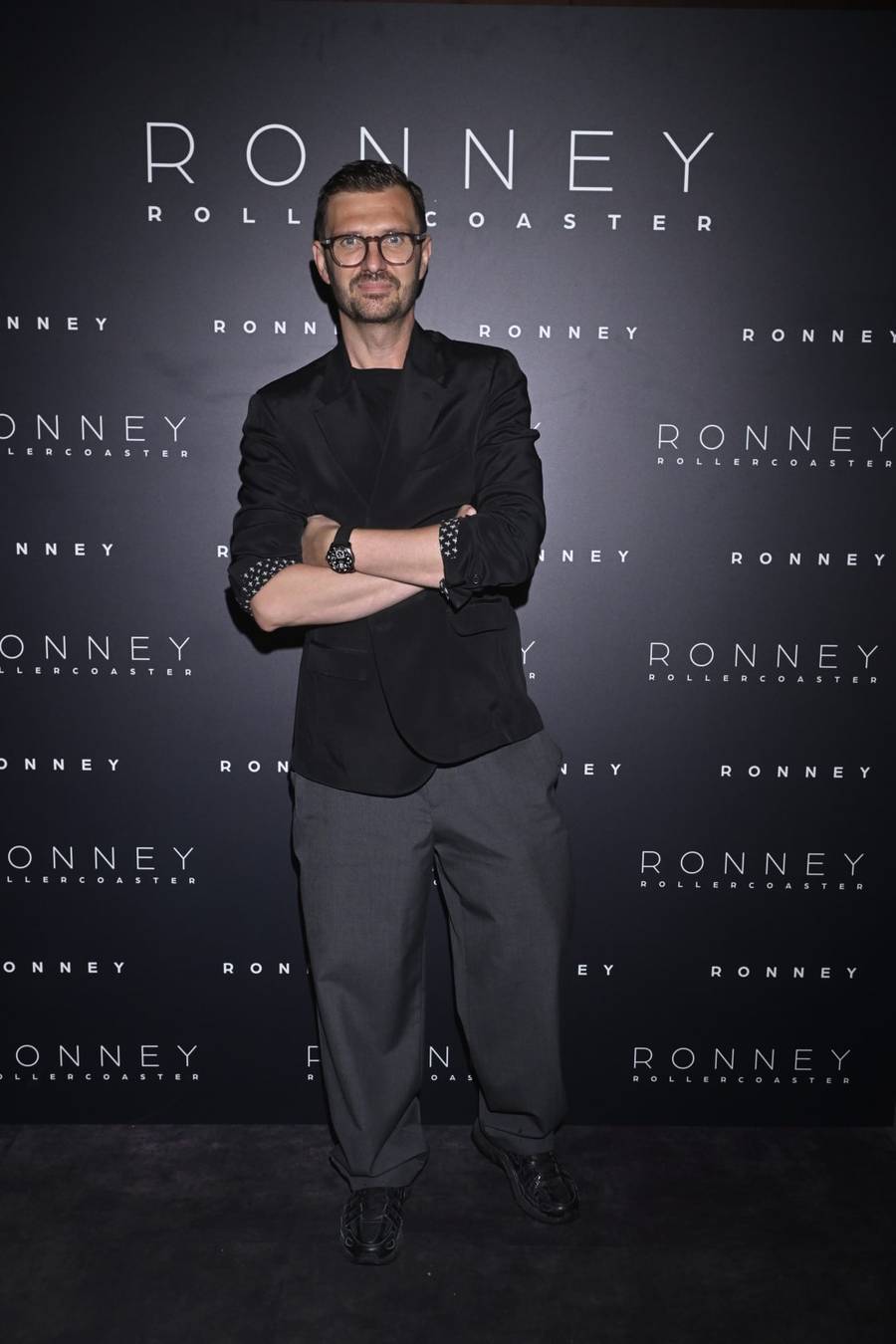 Gwiazdy bawią się na premierze teledysku “Rollercoaster”! Obłędna Joanna Krupa, w mini Marcela Leszczak (FOTO)