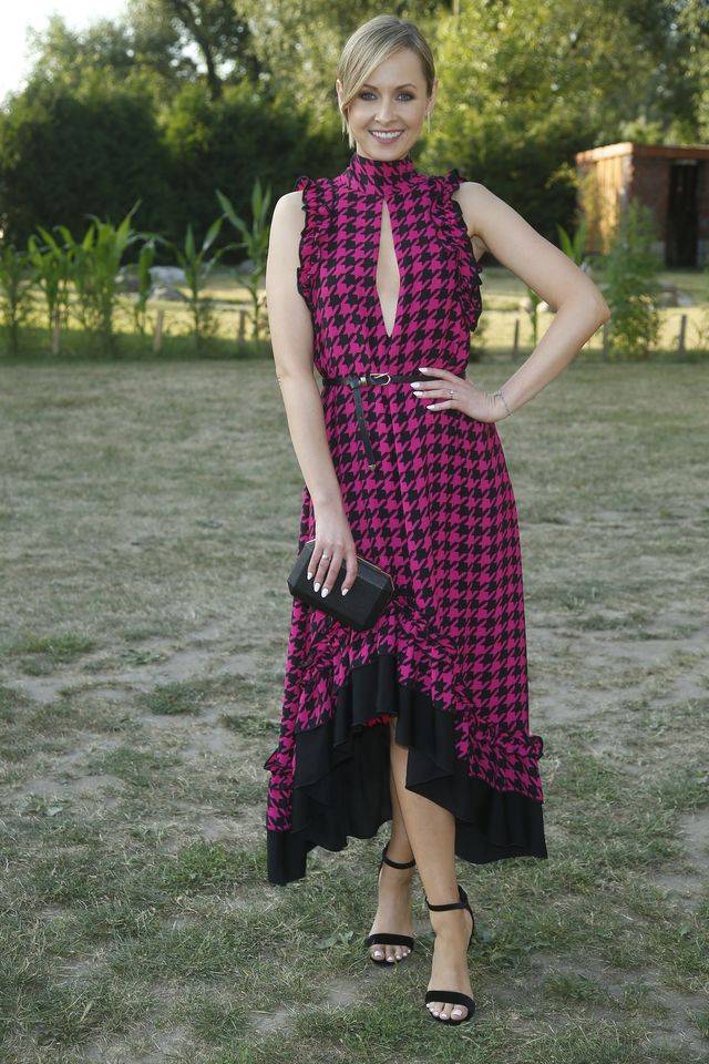 Gwiazdy na pokazie Patrycji Kujawy – Doda w żałobie