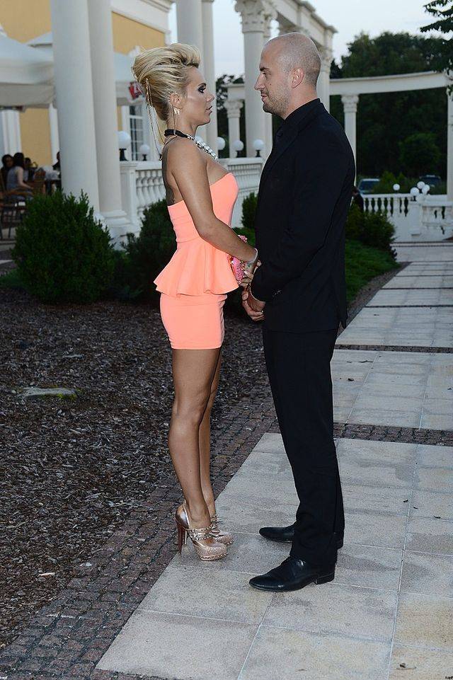 Jak się zmieniała pupa Dody…