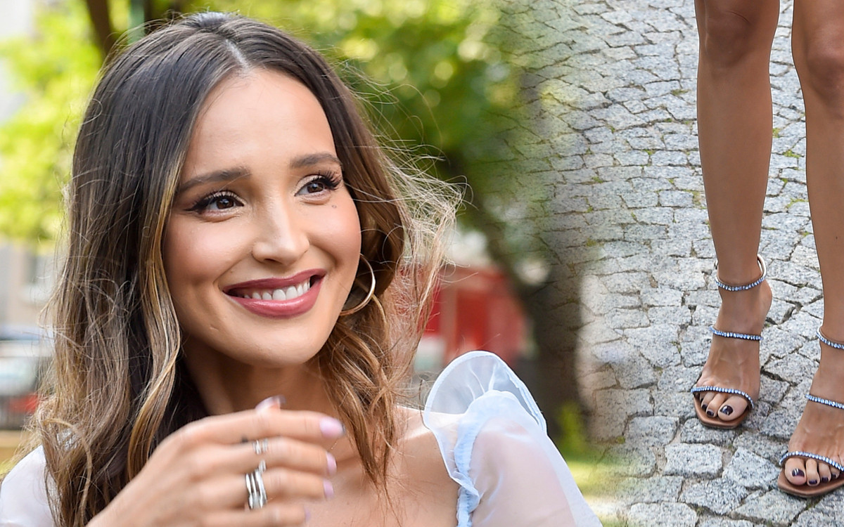 Marina Łuczenko-Szczęsna na ślubie Joanny i Antka. Wybrała niebieską MINI (ZDJĘCIA)